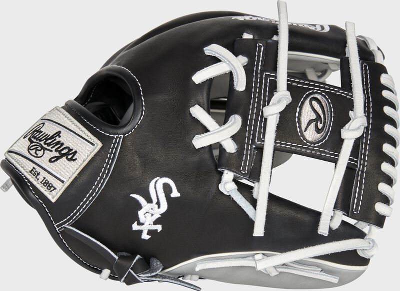 Thumb of a 2021 Chicago White Sox Heart of the Hide glove with the White Sox logo on the thumb - SKU: RSGPRO204-2CHW loading=