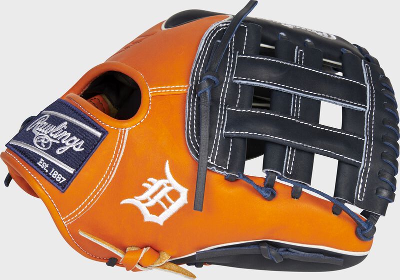 2021 Detroit Tigers Heart of the Hide Glove loading=