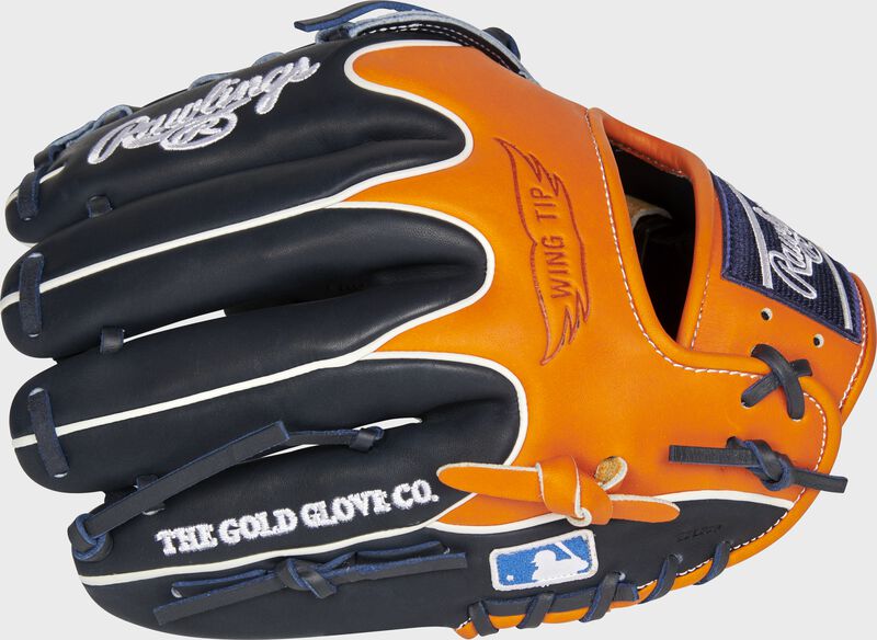 2021 Detroit Tigers Heart of the Hide Glove loading=