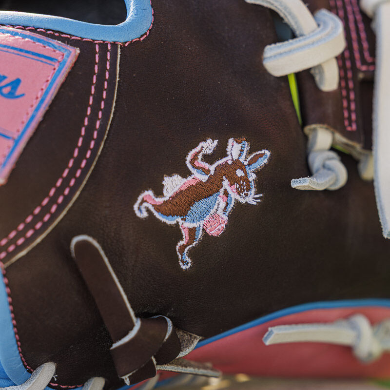 Exclusive Rabbit Heart of the Hide 11.75" Infield Glove, Right Hand Throw loading=
