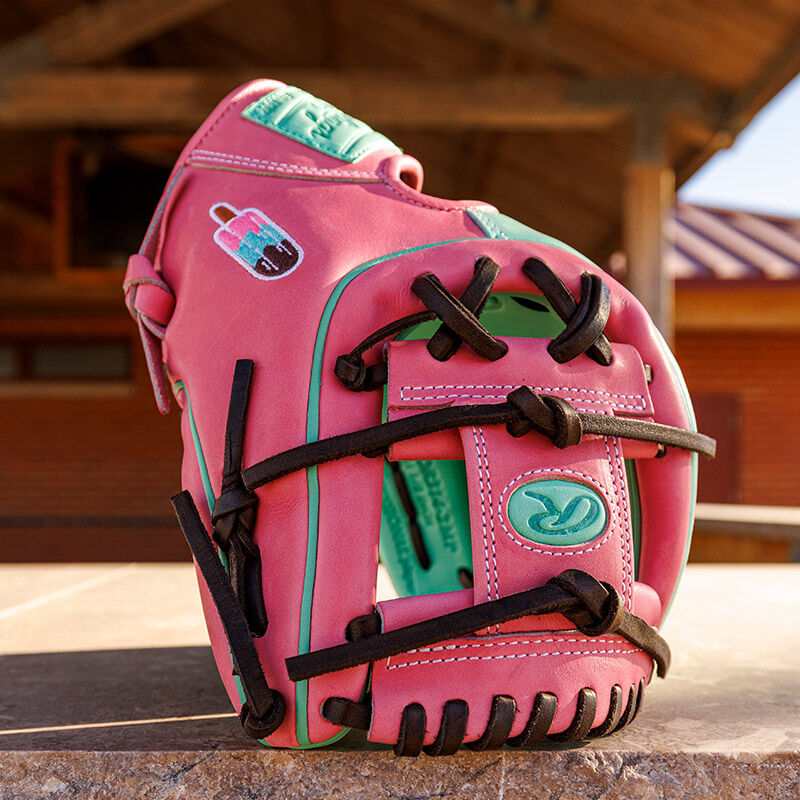 Rawlings Heart of the Hide Fro-Glo Limited Edition Glove loading=