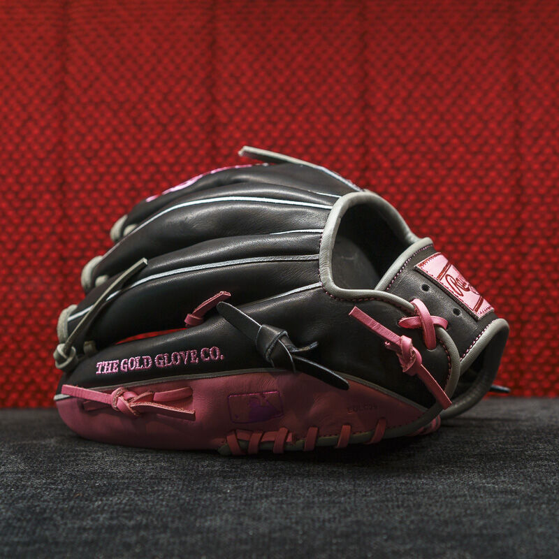 Rawlings Heart of the Hide Broken Heart 11.5-Inch Glove loading=