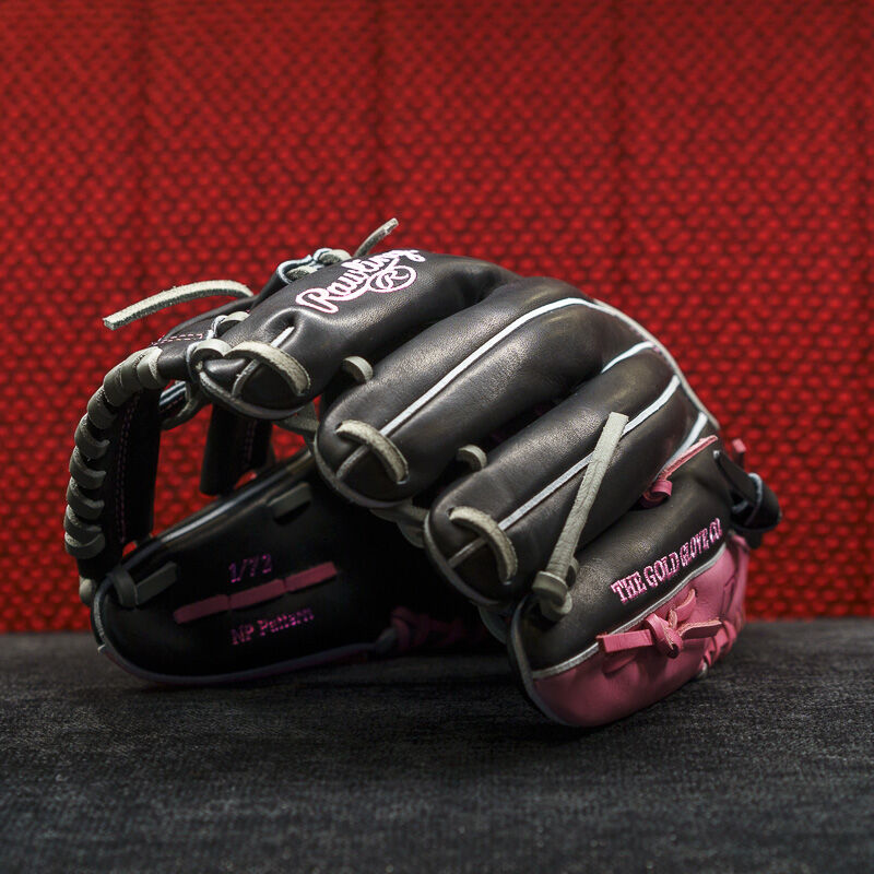 Rawlings Heart of the Hide Broken Heart 11.5-Inch Glove loading=