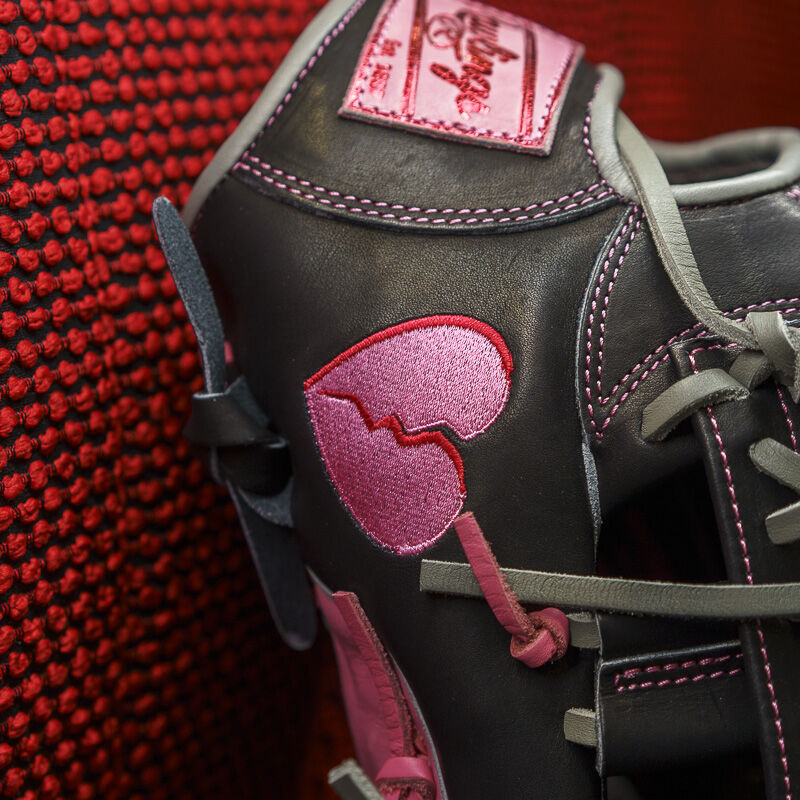 Rawlings Heart of the Hide Broken Heart 11.5-Inch Glove loading=
